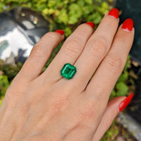 3.42 Ct. Emerald from Colombia Life Style