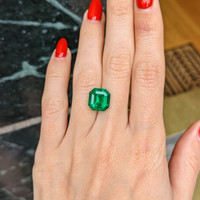 5.04 Ct. Emerald from Colombia Life Style