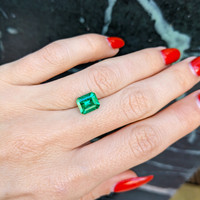 1.85 Ct. Emerald from Colombia Life Style