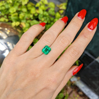 2.50 Ct. Emerald from Colombia Life Style