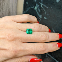 2.50 Ct. Emerald from Colombia Life Style