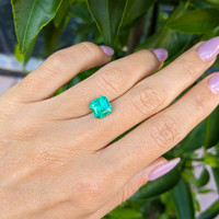 2.46 Ct. Emerald from Colombia Life Style