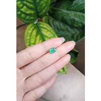 1.50 Ct. Emerald from Russia Life Style