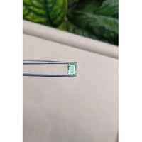 1.73 Ct. Emerald from Russia Life Style