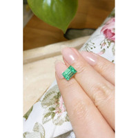 2.49 Ct. Emerald from Russia Life Style