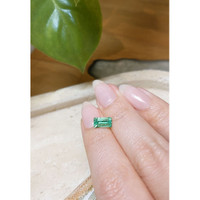 1.00 Ct. Emerald from Russia Life Style
