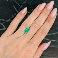 1.48 Ct. Emerald from Colombia Life Style