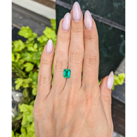 1.79 Ct. Emerald from Colombia Life Style