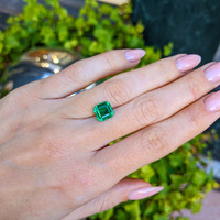 2.02 Ct. Emerald from Zambia Life Style