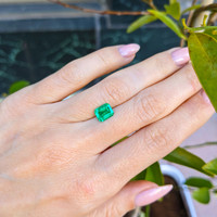 1.26 Ct. Emerald from Colombia Life Style
