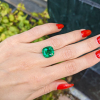 6.65 Ct. Emerald from Colombia Life Style