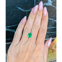 1.22 Ct. Emerald from Afghanistan Life Style