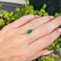 0.90 Ct. Emerald from Afghanistan Life Style
