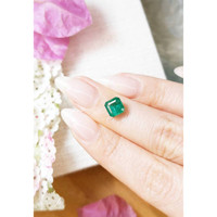 2.01 Ct. Emerald from Zambia Life Style