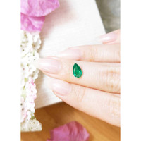 1.09 Ct. Emerald from Zambia Life Style