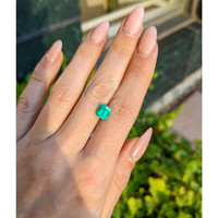 1.48 Ct. Emerald from Colombia Life Style