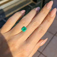 1.41 Ct. Emerald from Colombia Life Style