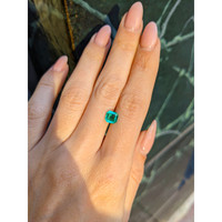 0.96 Ct. Emerald from Colombia Life Style