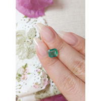 1.39 Ct. Emerald from Zambia Life Style