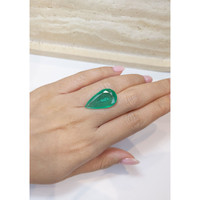 10.90 Ct. Emerald from Colombia Life Style