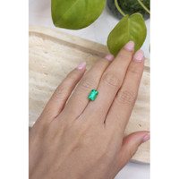 1.47 Ct. Emerald from Russia Life Style
