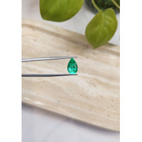 2.91 Ct. Emerald from Russia Life Style