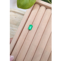 3.11 Ct. Emerald from Russia Life Style