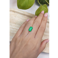 3.11 Ct. Emerald from Russia Life Style