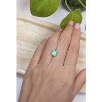 1.95 Ct. Emerald from Russia Life Style
