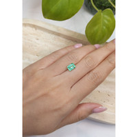 1.70 Ct. Emerald from Russia Life Style