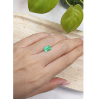 1.72 Ct. Emerald from Russia Life Style