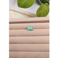 3.70 Ct. Emerald from Russia Life Style