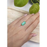 3.70 Ct. Emerald from Russia Life Style