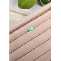 1.47 Ct. Emerald from Russia Life Style