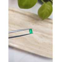 0.53 Ct. Emerald from Russia Life Style