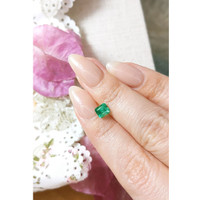 0.83 Ct. Emerald from Russia Life Style