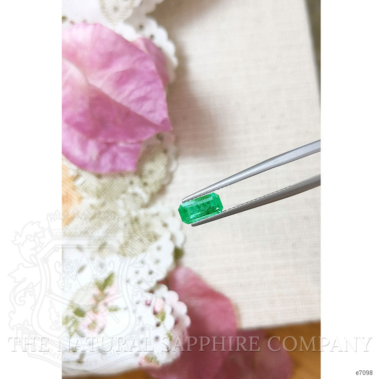 0.98 Ct. Emerald from Russia