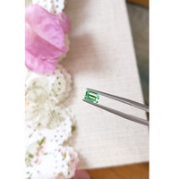 0.66 Ct. Emerald from Russia Life Style