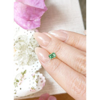 0.58 Ct. Emerald from Russia Life Style