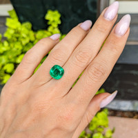 3.77 Ct. Emerald from Zambia Life Style