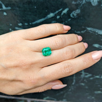 3.24 Ct. Emerald from Colombia Life Style