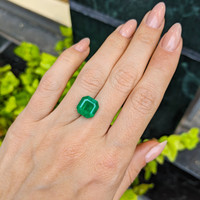 4.13 Ct. Emerald from Colombia Life Style