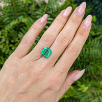 3.70 Ct. Emerald from Zambia Life Style