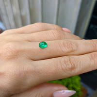 1.09 Ct. Cabochon Emerald from Afghanistan Life Style