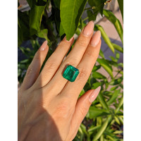 13.04 Ct. Emerald from Zambia Life Style