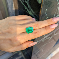 8.46 Ct. Emerald from Zambia Life Style