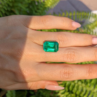 7.66 Ct. Emerald from Zambia Life Style