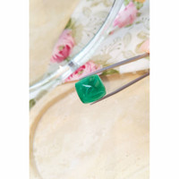 21.36 Ct. Cabochon Emerald from Zambia Life Style