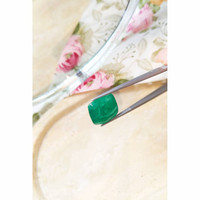 21.36 Ct. Cabochon Emerald from Zambia Life Style