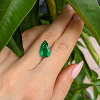 3.40 Ct. Emerald from Zambia Life Style